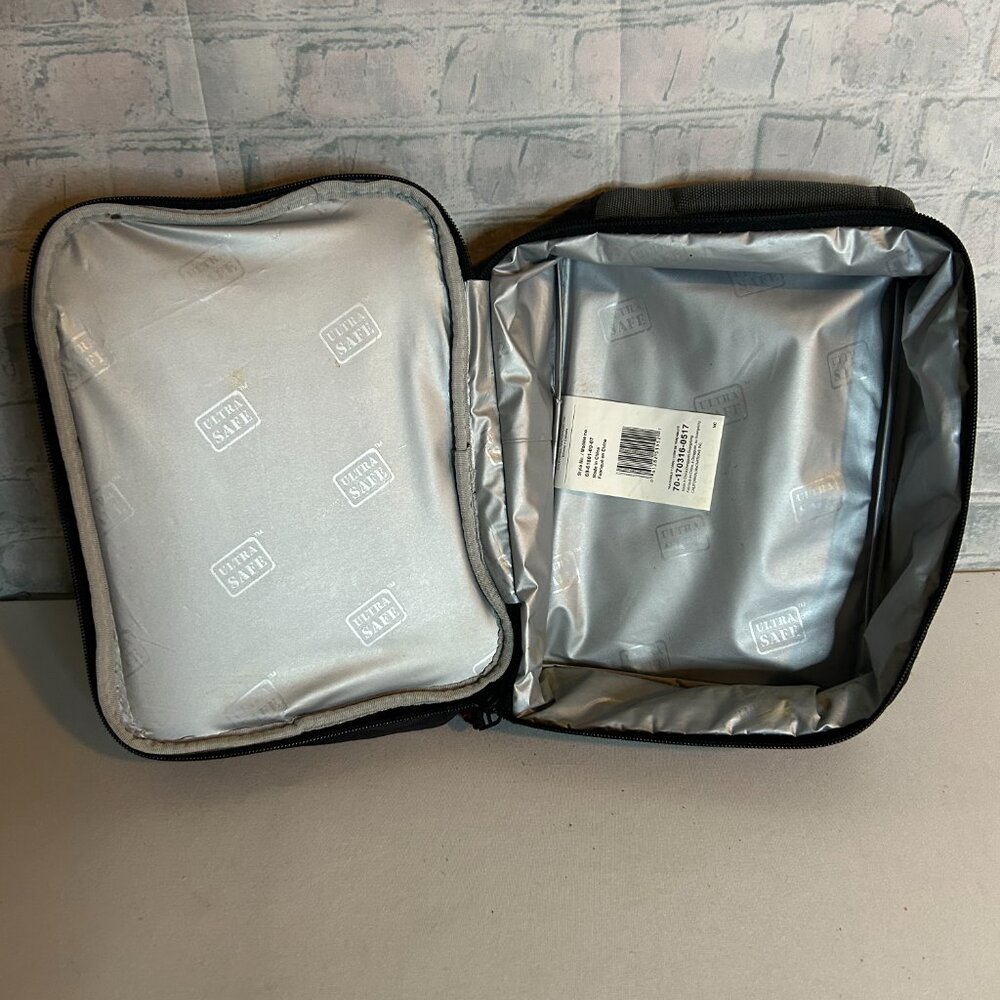 ARTIC ZONE INSULATED LUNCH BOX - Picture 4 of 5